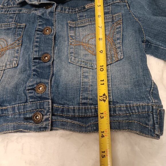 Hydraulic cropped distressed denim jacket - Picture 13 of 14